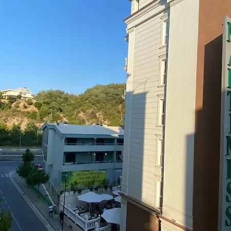 Apartament Besi *